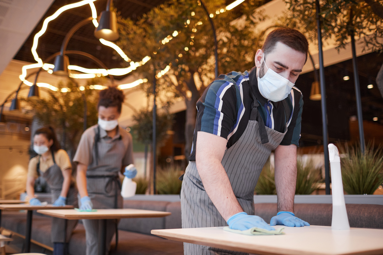 Seamless cleaning solutions to keep your shopping centre running smoothly