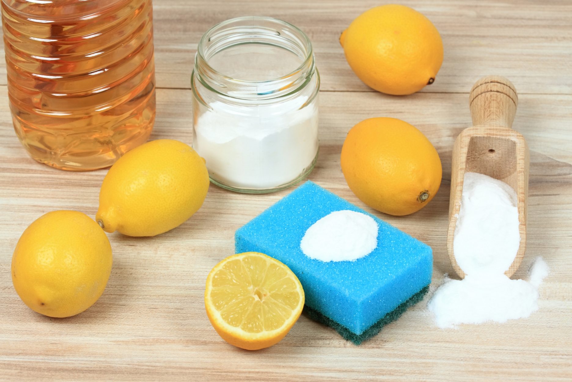 How to clean your Microwave salt and lemon
