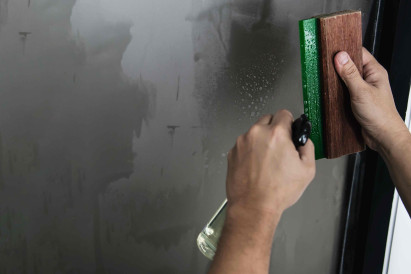 5 Ways to Remove Stickers