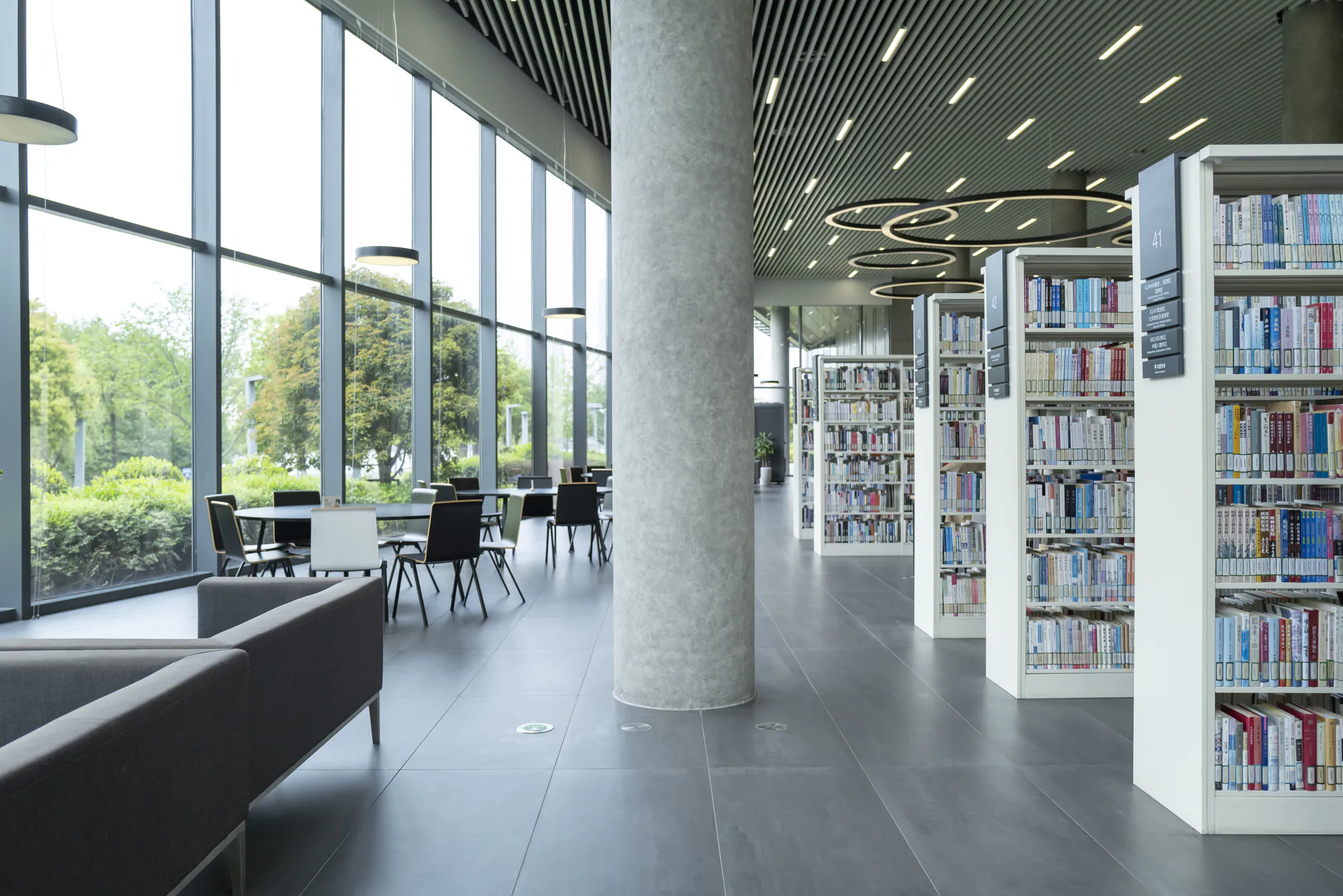 College cleaning company in London